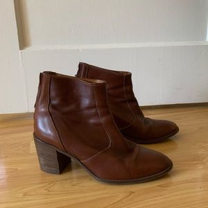 Madewell Ames leather ankle boots w/ stacked heels